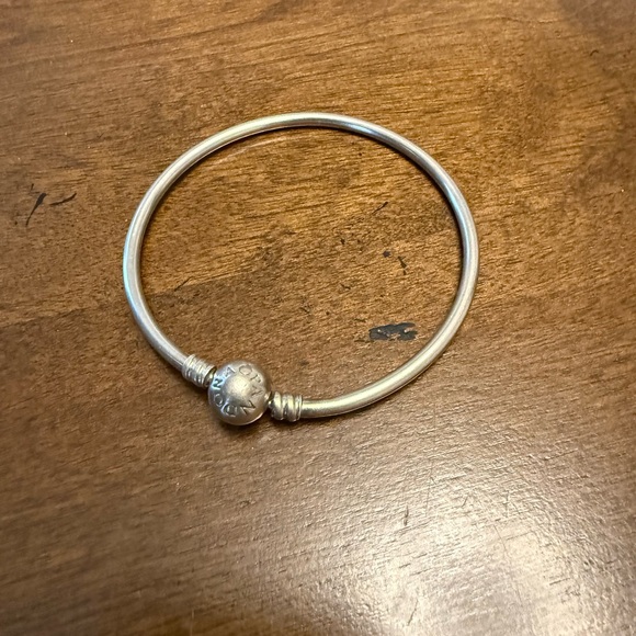 Pandora Moments Bangle - Picture 4 of 4
